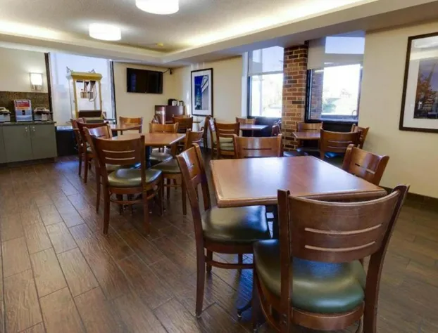 Wingate by Wyndham St. Louis/Fenton Route 66 hotel detail image 2