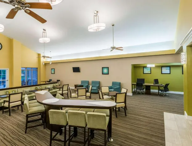 Larkspur Landing Extended Stay Suites St. Louis Riverport - Airport West hotel detail image 4