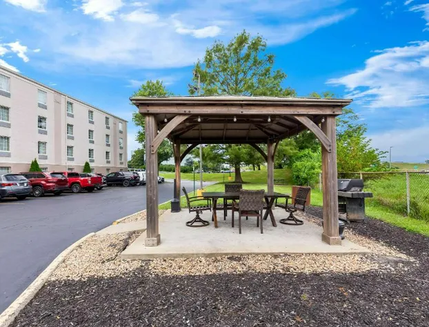 Comfort Inn St. Louis - Westport Event Center hotel detail image 2