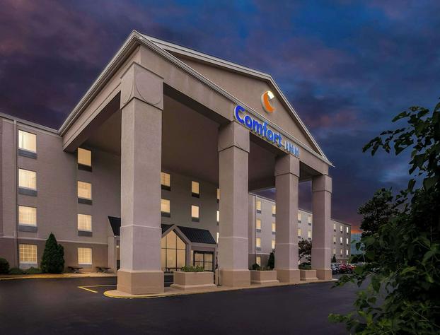 Comfort Inn St. Louis - Westport Event Center hotel detail image 2