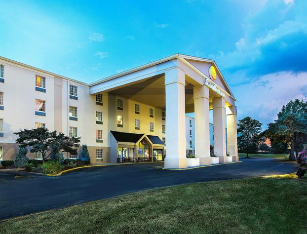 Comfort Inn St. Louis - Westport Event Center hotel detail image 4