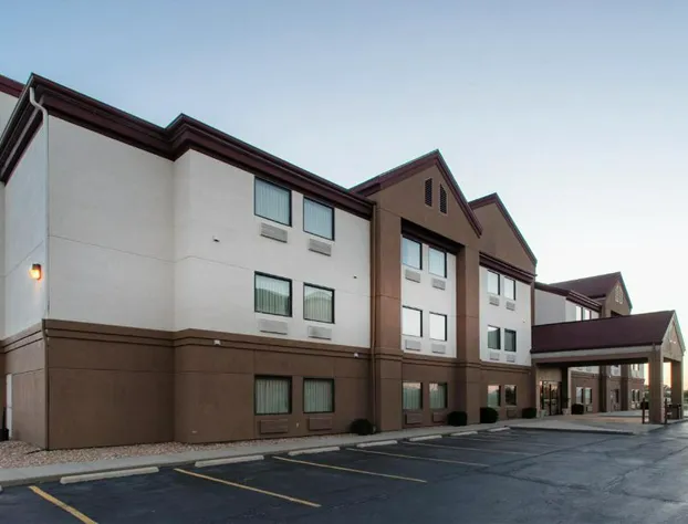 Red Roof Inn St Louis - Troy, IL hotel detail image 1