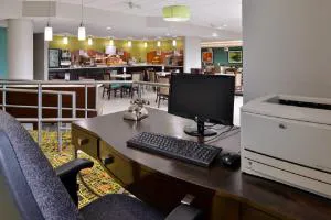 Elimwood Hotel, a Ramada by Wyndham hotel detail image 2