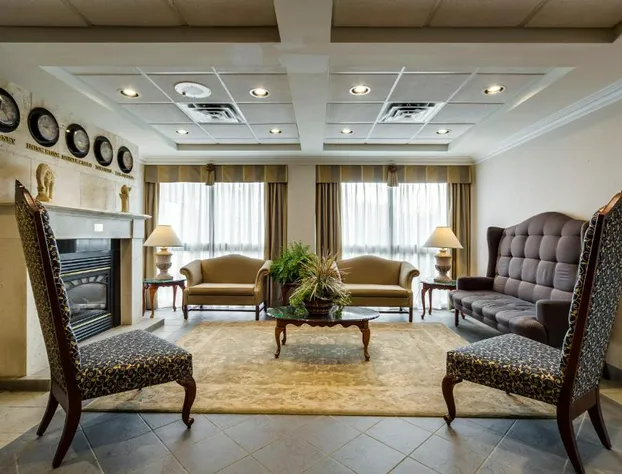 Monte Carlo Inn Oakville Suites hotel detail image 4