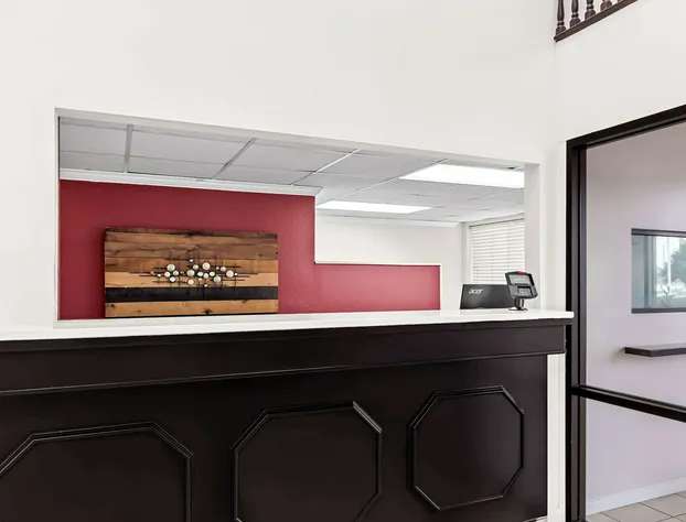 Red Lion Inn & Suites Pontoon Beach hotel detail image 2