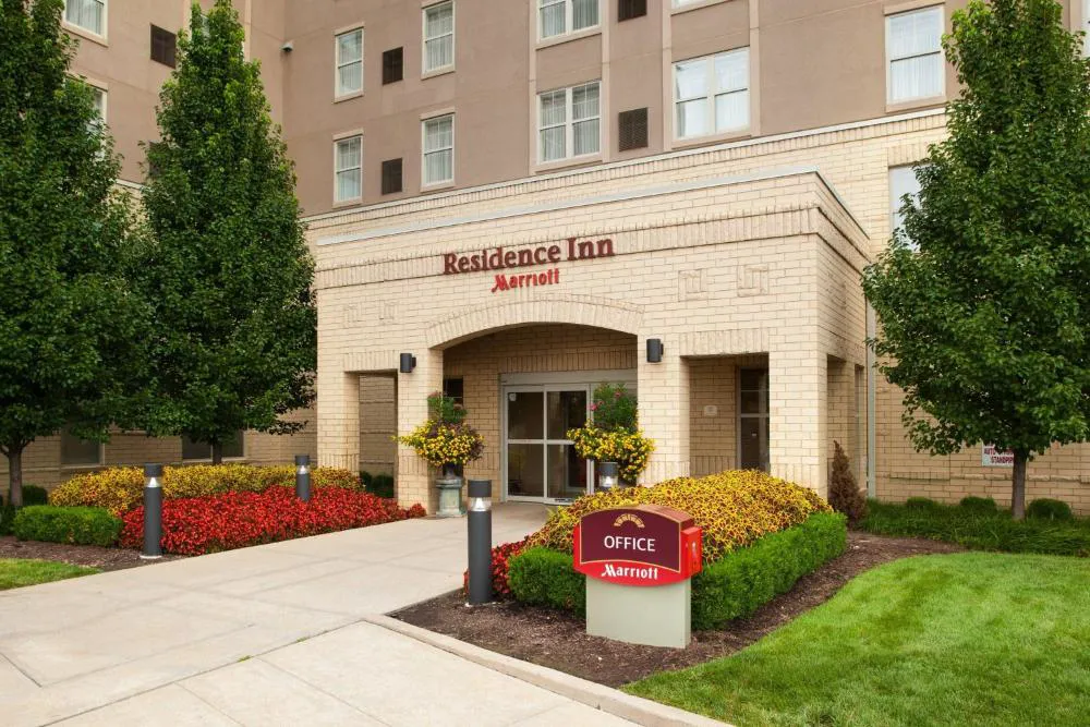 Residence Inn by Marriott St Louis Downtown hotel hero