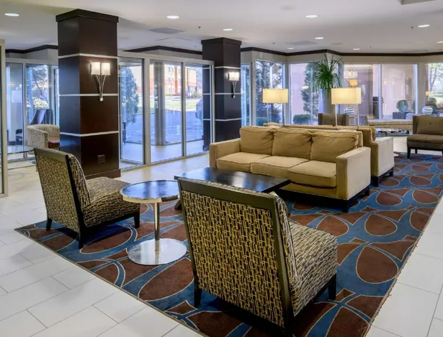 Embassy Suites by Hilton St. Louis Airport hotel detail image 2