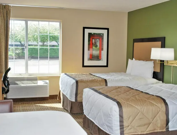 Extended Stay America Select Suites - St. Louis - Airport - Central hotel detail image 4