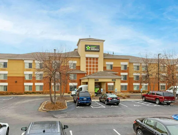 Extended Stay America Select Suites - St. Louis - Airport - Central hotel detail image 2