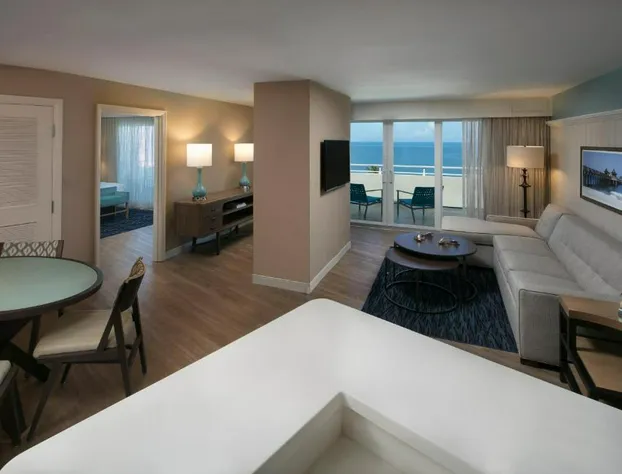 Edgewater Beach Hotel hotel detail image 3