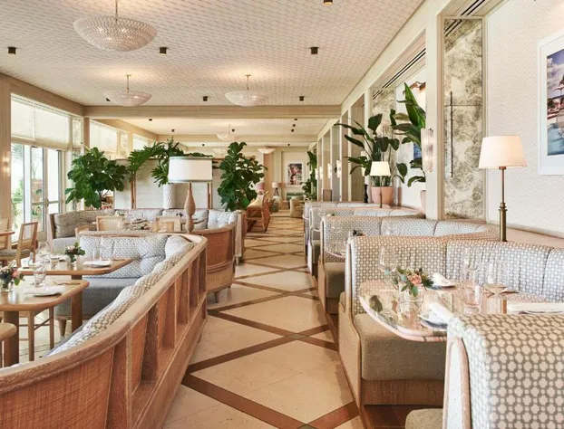 Four Seasons Resort Palm Beach hotel detail image 4
