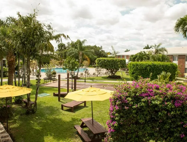 Best Western Palm Beach Lakes hotel detail image 1