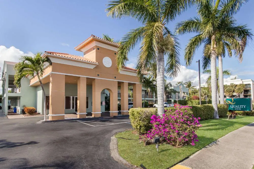Quality Inn Boca Raton University Area hotel hero
