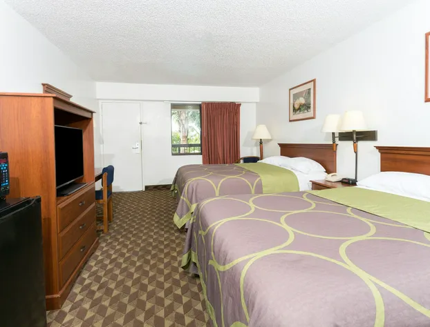 Super 8 by Wyndham Riviera Beach West Palm Beach hotel detail image 4