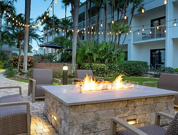 Courtyard by Marriott West Palm Beach hotel detail image 1