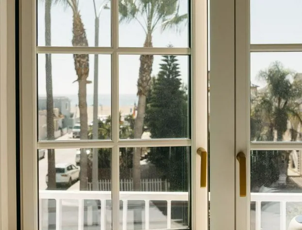 Bay Shores Peninsula Hotel hotel detail image 4