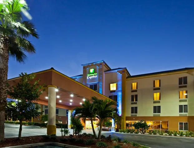 Holiday Inn Express Hotels & Suites Cocoa Beach by IHG hotel detail image 1