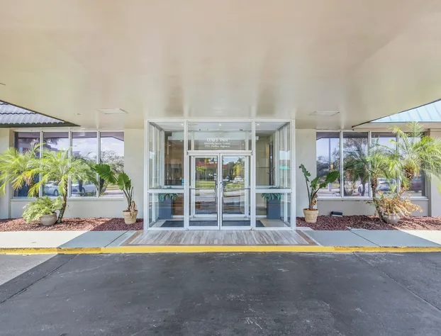 Days Inn by Wyndham Titusville Kennedy Space Center hotel detail image 4