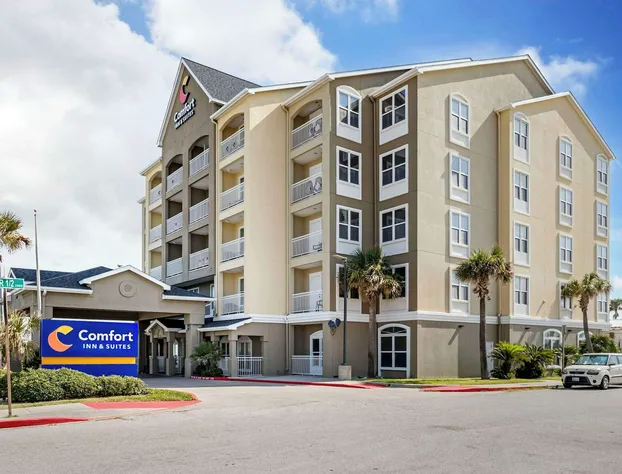 Comfort Inn & Suites hotel detail image 2