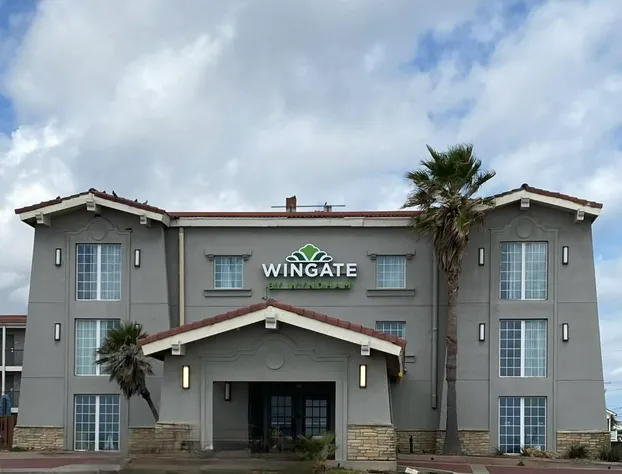 Wingate by Wyndham Galveston Beachfront at the Seawall hotel detail image 3