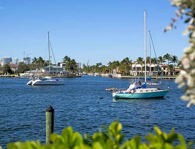 The Pillars Hotel & Club hotel detail image 1