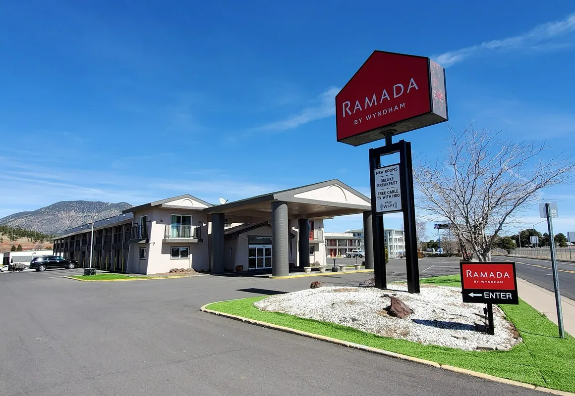 Ramada by Wyndham Flagstaff East hotel hero