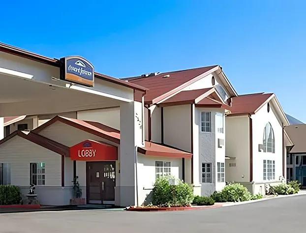 Studio 6 Flagstaff AZ hotel detail image 2