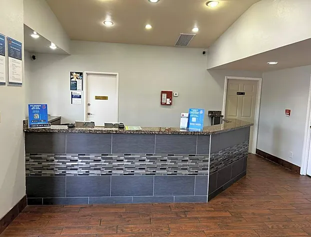 Studio 6 Flagstaff AZ hotel detail image 3