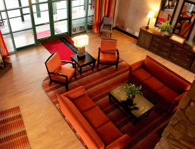 Hampton Inn & Suites Flagstaff hotel detail image 2