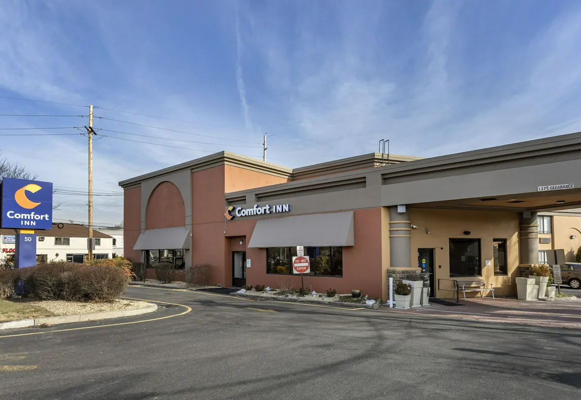 Comfort Inn Paramus - Hackensack hotel hero