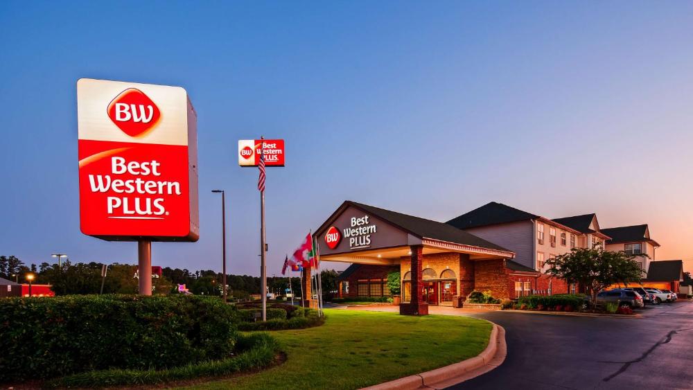 Best Western Plus Bessemer Hotel & Suites hotel hero