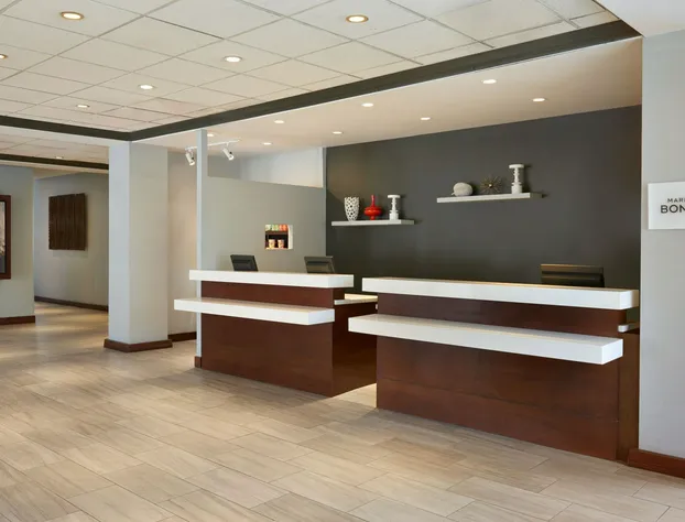 Courtyard by Marriott Downtown Ottawa hotel detail image 3