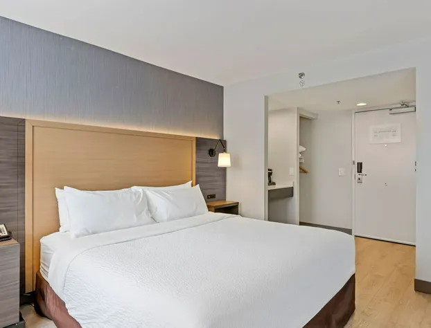 Holiday Inn Hotel & Suites Ottawa Kanata by IHG hotel detail image 4