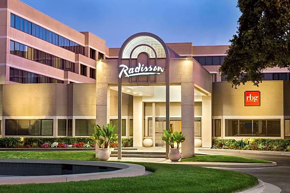 Radisson Hotel Sunnyvale – Silicon Valley hotel hero