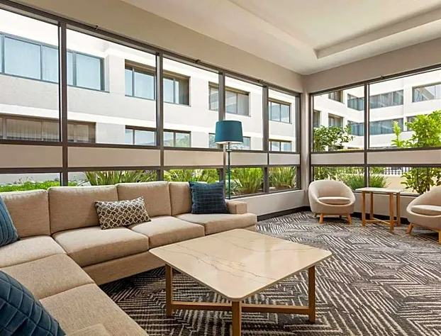 Radisson Hotel Sunnyvale – Silicon Valley hotel detail image 3