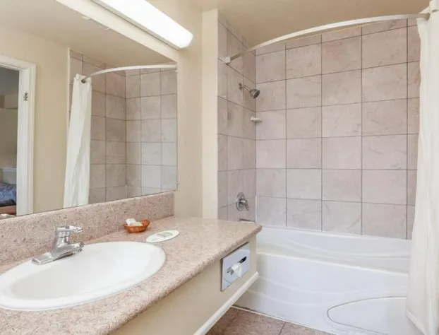 Rose Garden Inn - San Jose Airport hotel detail image 1