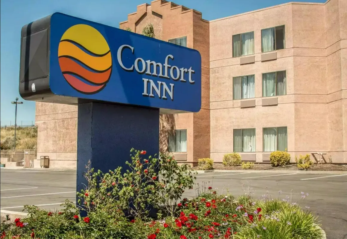 Silicon Valley East hotel hero