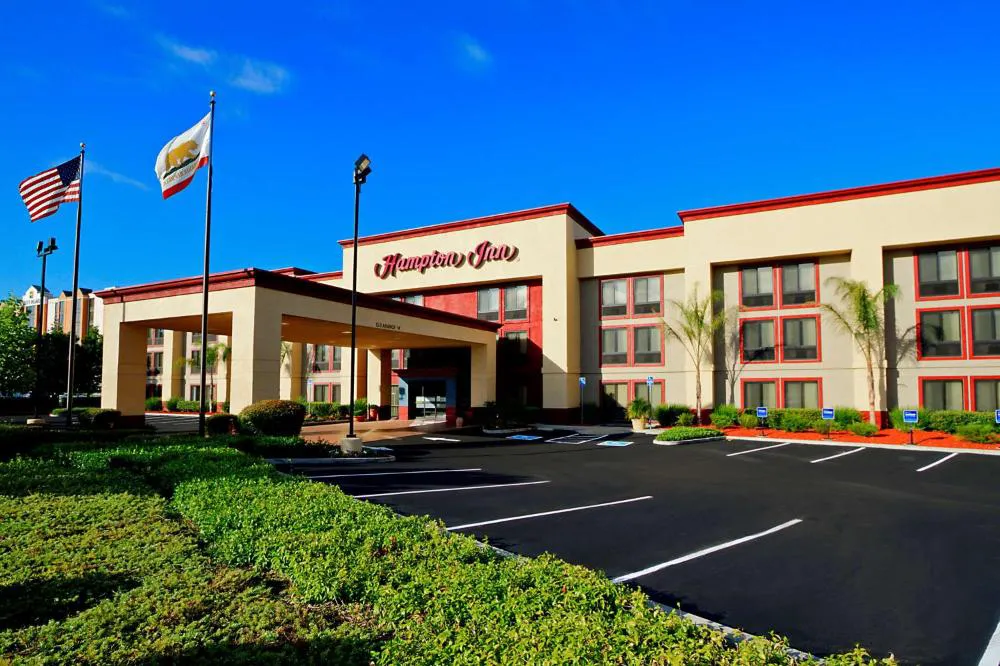 Hampton Inn Fremont hotel hero