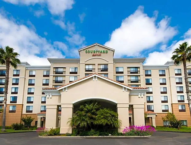 Courtyard by Marriott Newark Silicon Valley hotel detail image 4