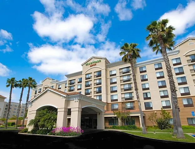 Courtyard by Marriott Newark Silicon Valley hotel detail image 2