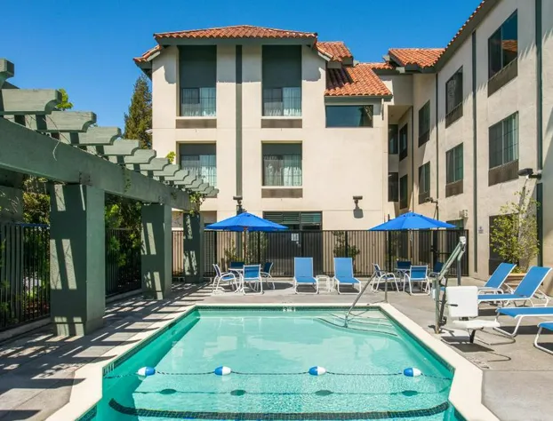 Holiday Inn Express & Suites Santa Clara-Silicon Valley by IHG hotel detail image 1