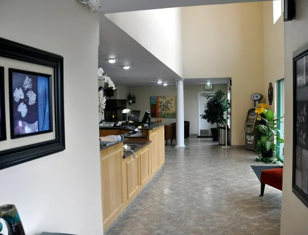 Pavilion Inn hotel detail image 4