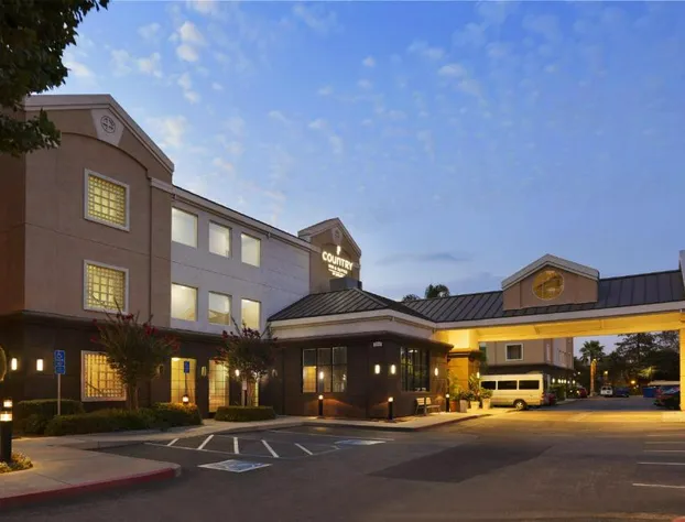 Country Inn & Suites by Radisson, San Jose International Airport, CA hotel detail image 1