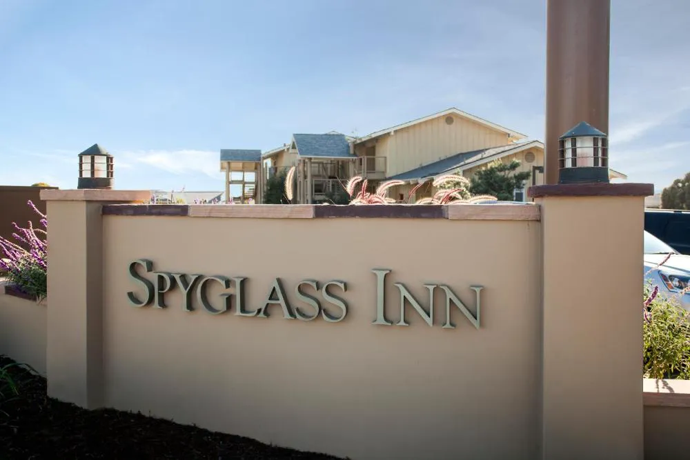 Spyglass Inn hotel hero