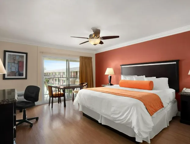 Quality Inn & Suites Santa Maria hotel detail image 3
