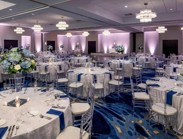 Crowne Plaza Boston - Woburn by IHG hotel detail image 4