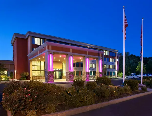 Crowne Plaza Boston - Woburn by IHG hotel detail image 1