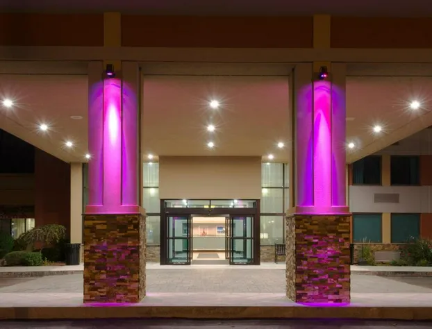 Crowne Plaza Boston - Woburn by IHG hotel detail image 2