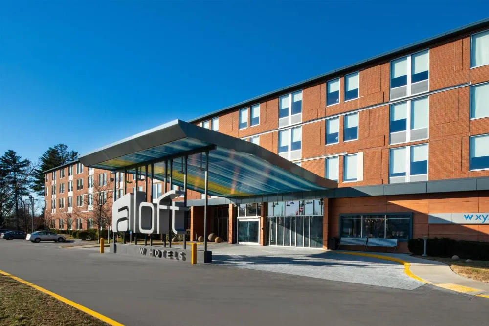 Aloft Lexington hotel hero