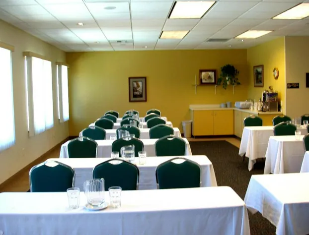 Broadway Inn Conference Center hotel detail image 3